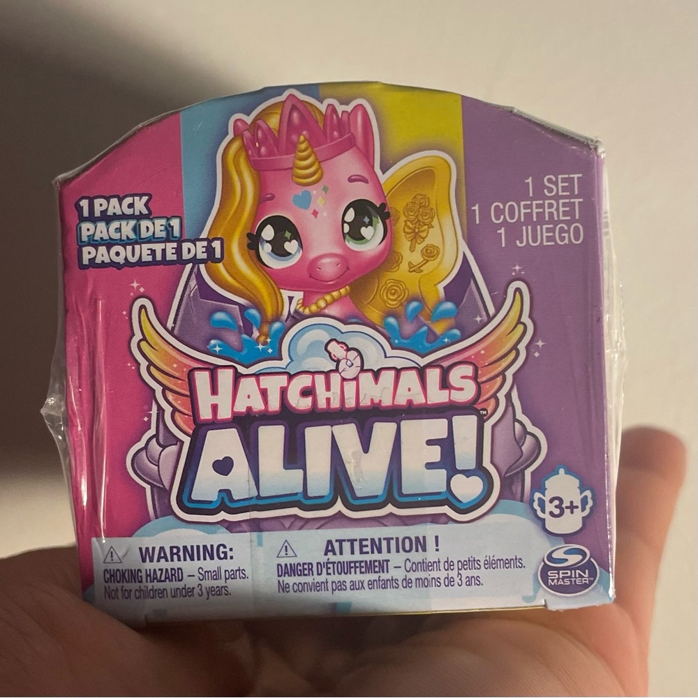 Hatchimals Alive! 1-Pack Surprise Figure in Self Hatching Egg Magical Toy 3+ - Picture 10 of 10